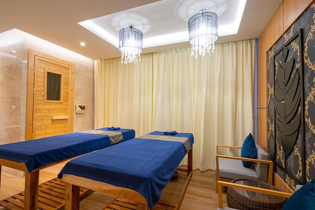 The Marina Phuket Hotel Patong Dış mekan fotoğraf