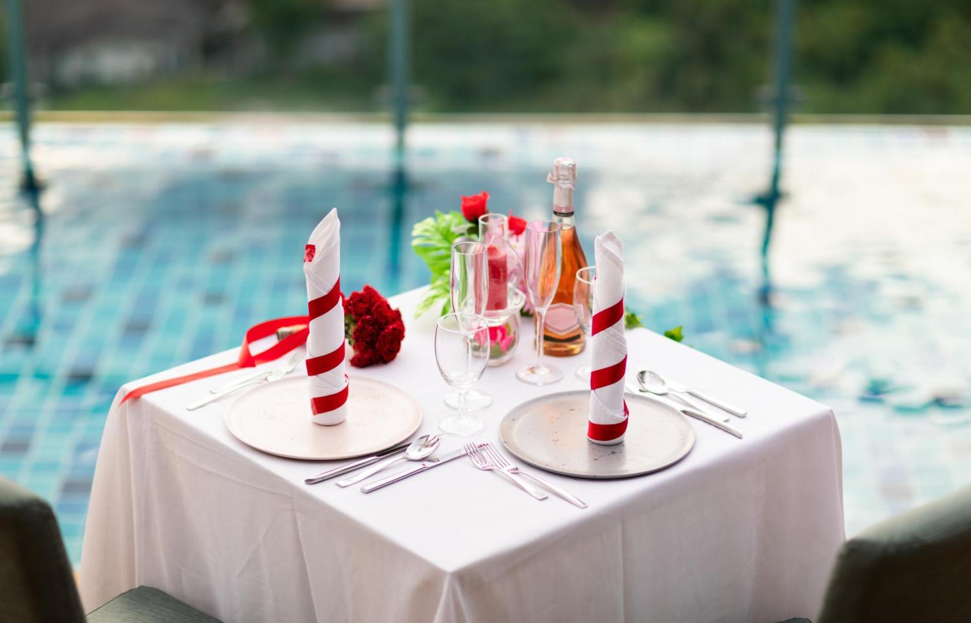 The Marina Phuket Hotel Patong Dış mekan fotoğraf