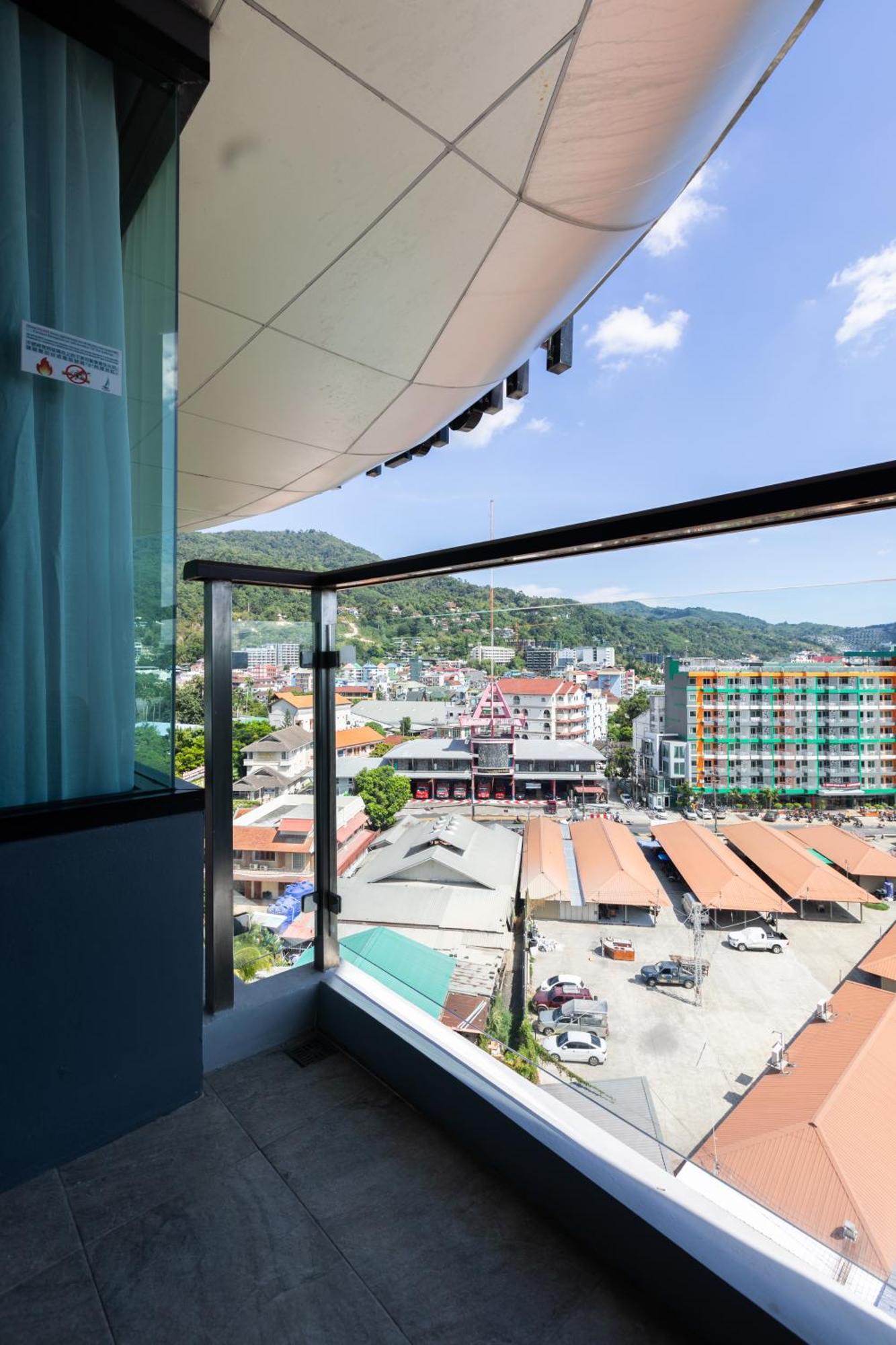 The Marina Phuket Hotel Patong Dış mekan fotoğraf